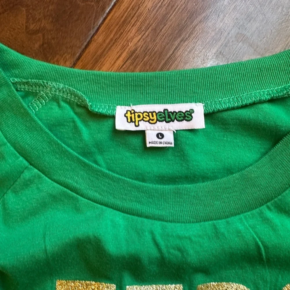 Tipsy Elves Women’s St. Patrick’s Day Zero Lucks Given Ladies Shirt - Picture 3 of 5